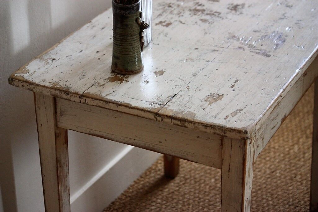Shabby white side table