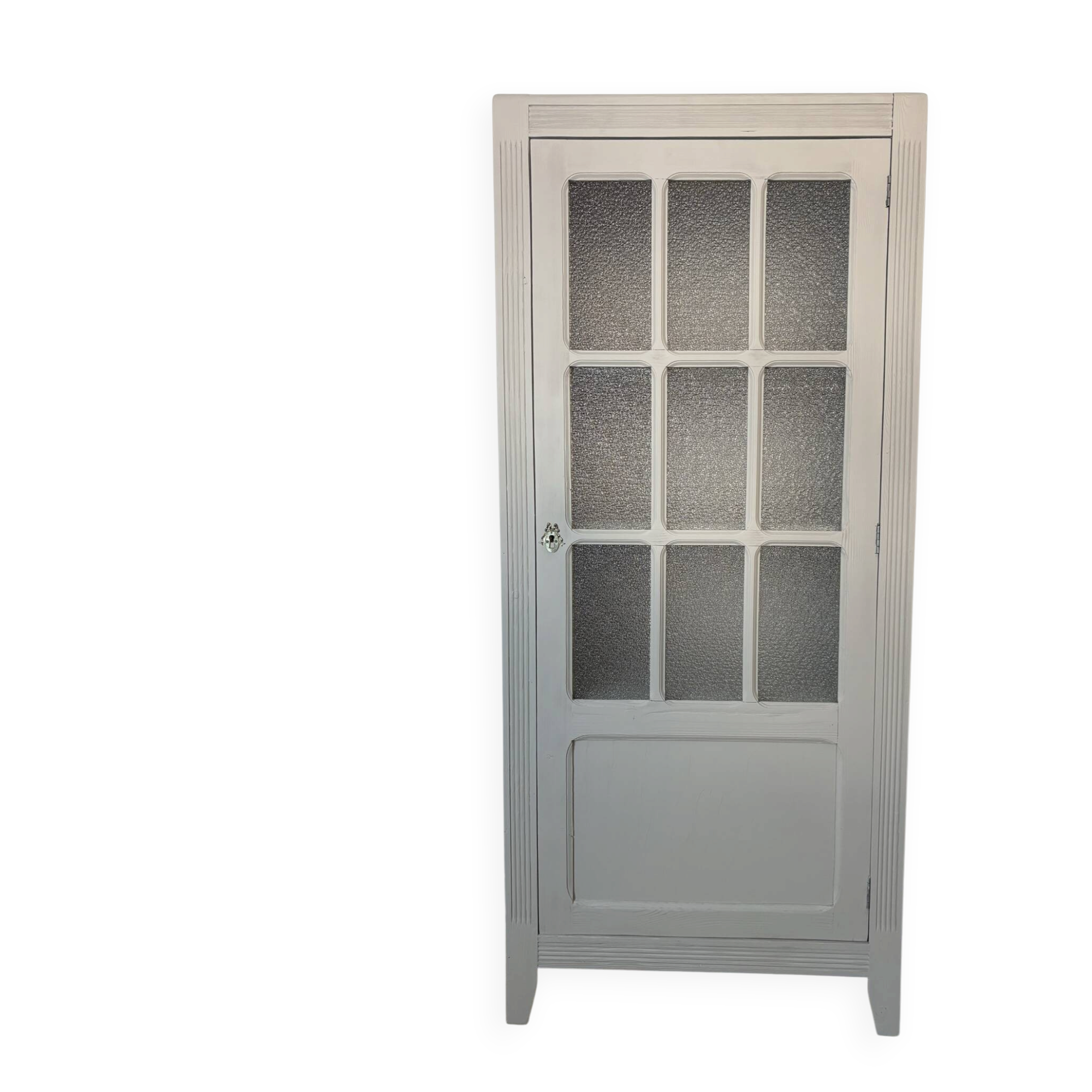 Parisian display cabinet