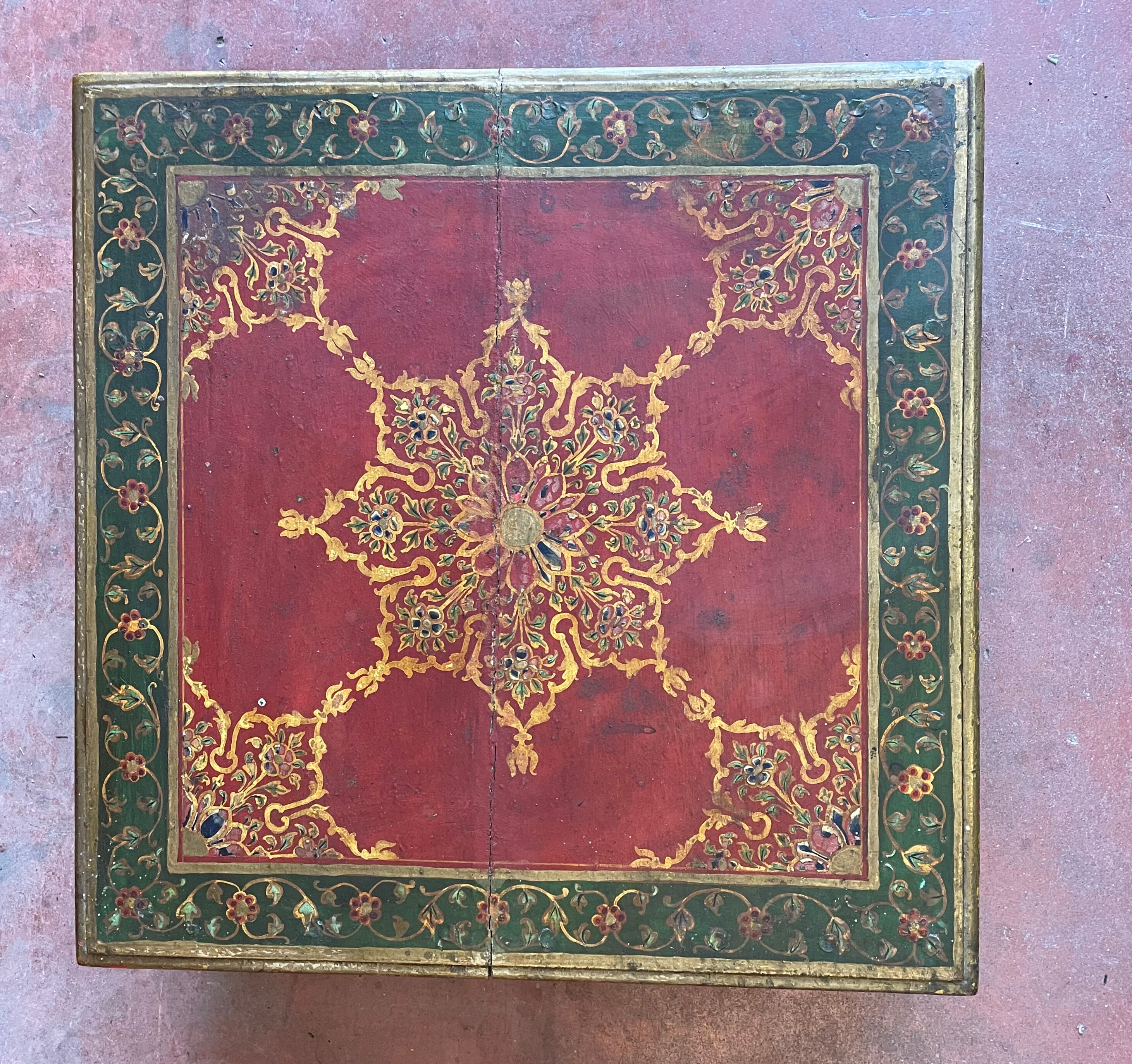 Inde rajasthan, ancienne table basse à thé. bois de teck 19ème siècle