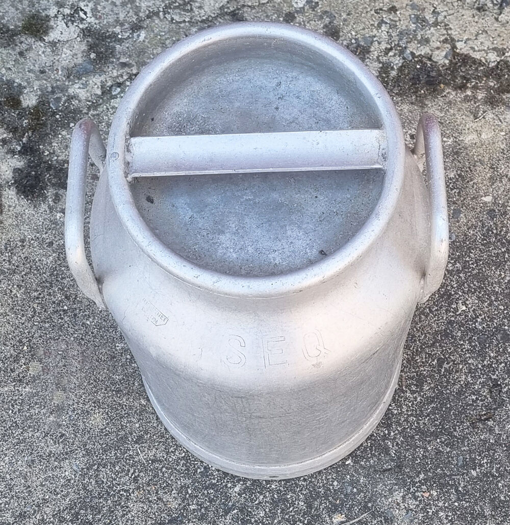 Large milk jug hugonnet, seq, dijon, vintage, 50s