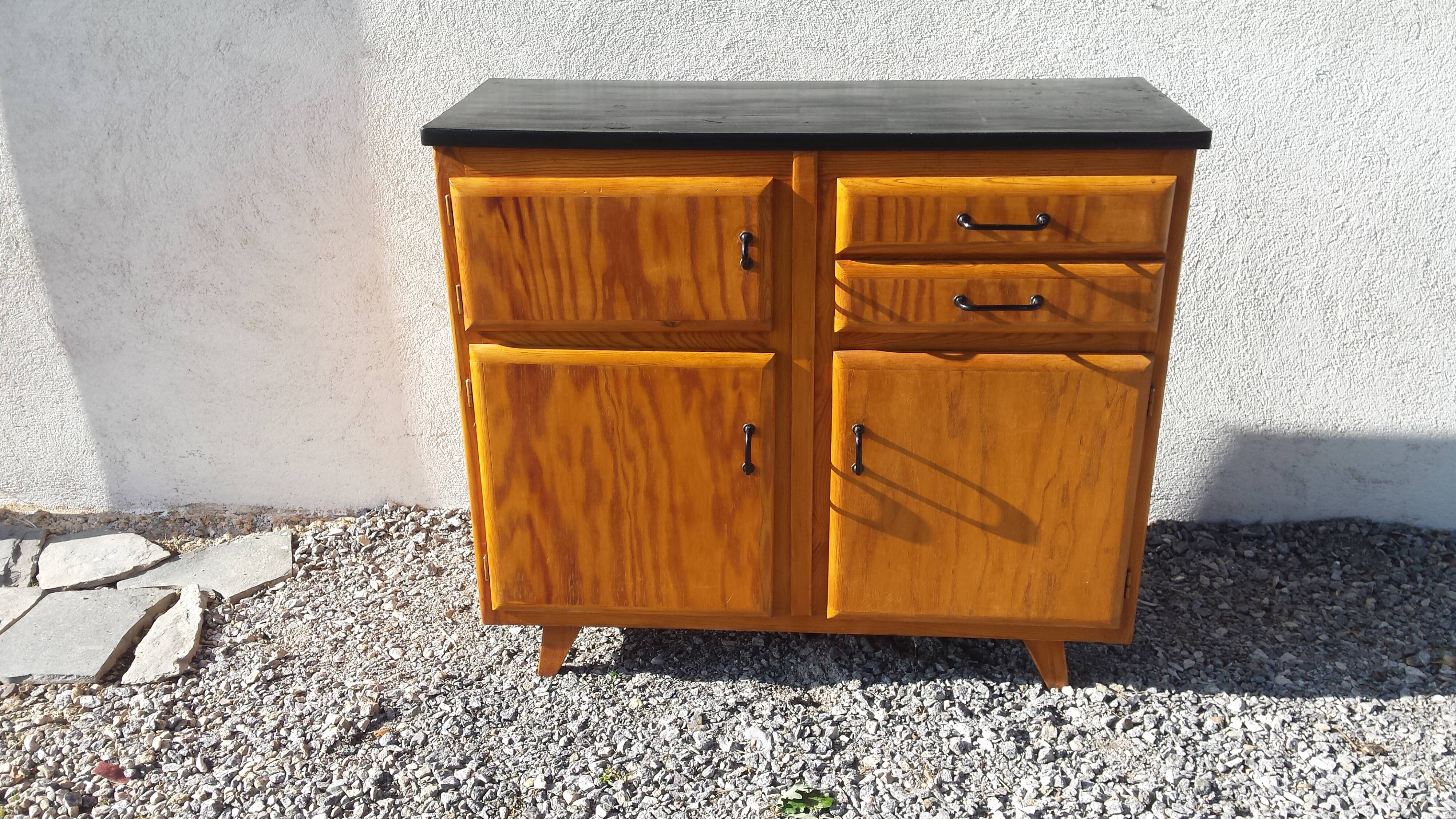 Mado wooden buffet, green and black tray, vintage.