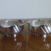 Paire de coupelles Art déco en métal argenté