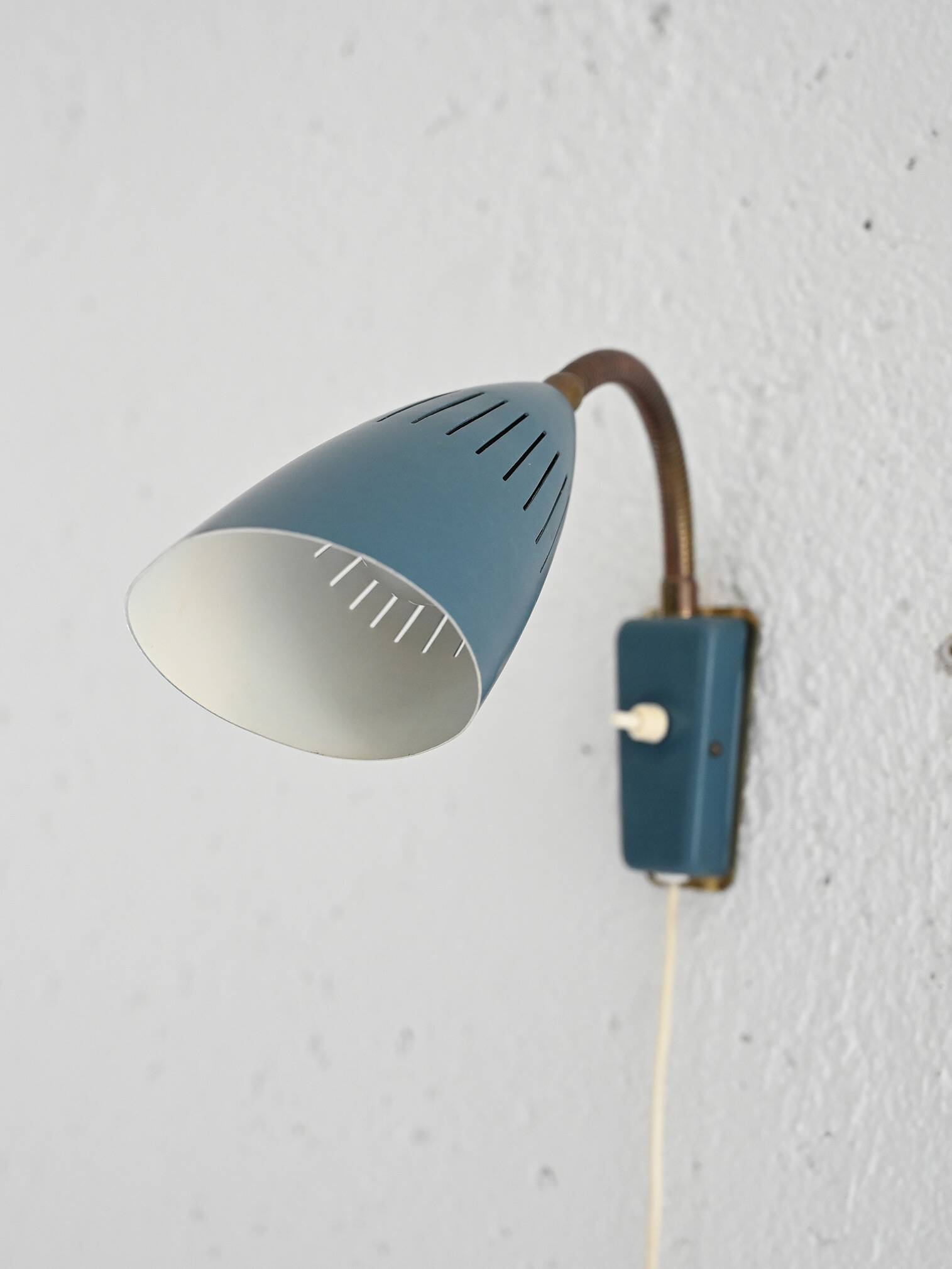 Scandinavian wall light from the 60s – wall lamp