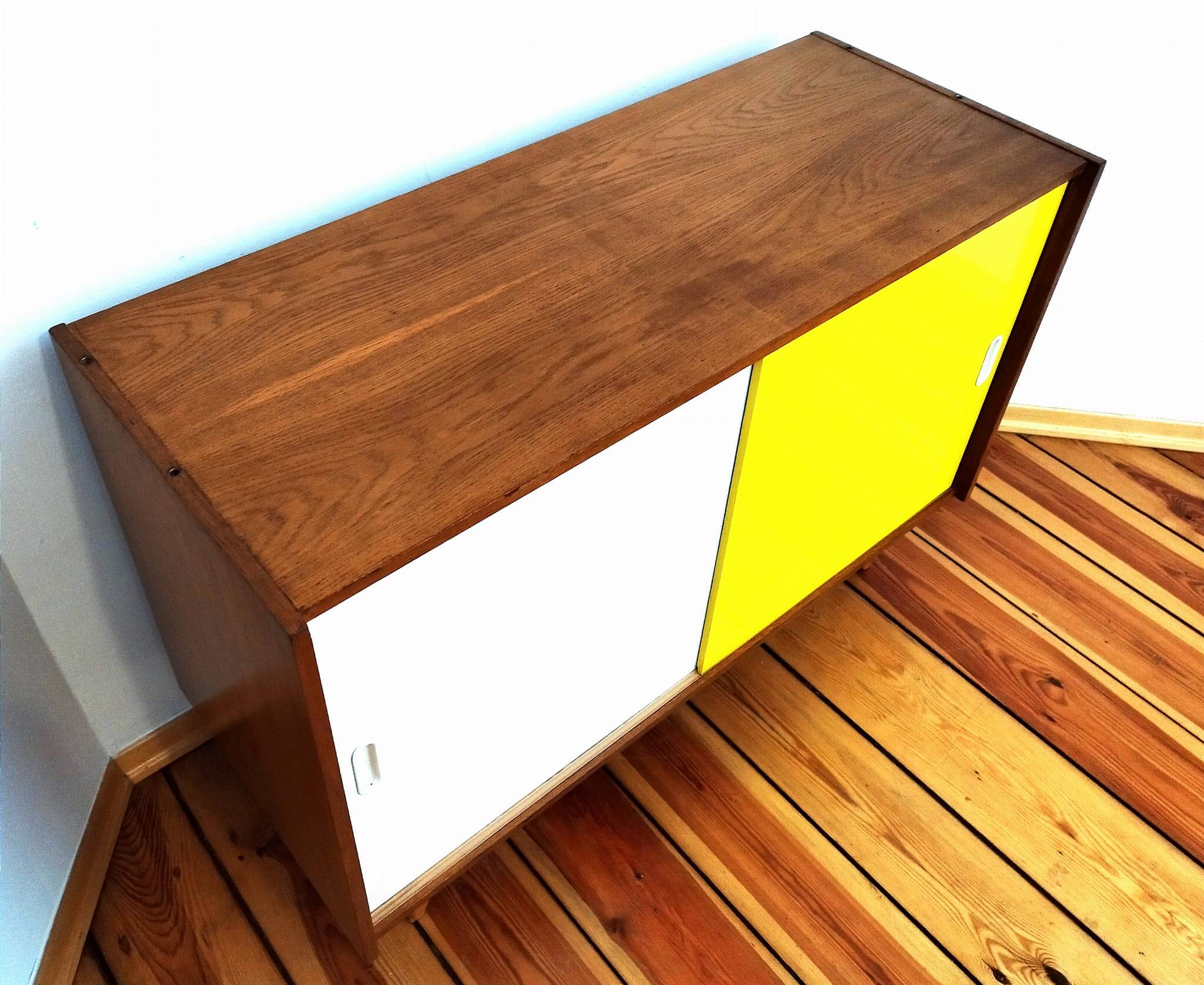 Czechoslovakian Cabinet attributed to J. Jiroutek for Interior Prague, 1960s