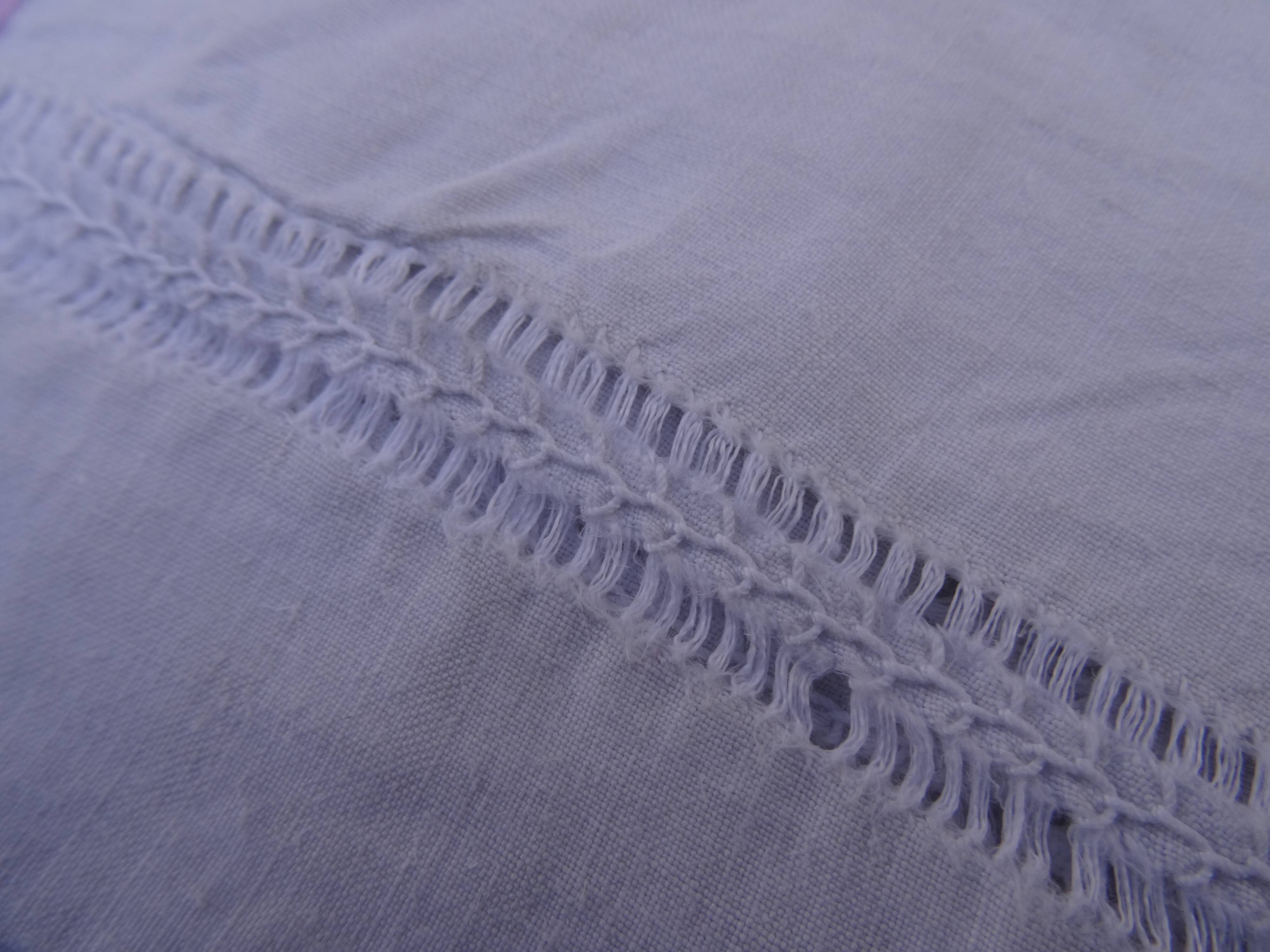 Pair of pillowcases in old linen in early 1900
