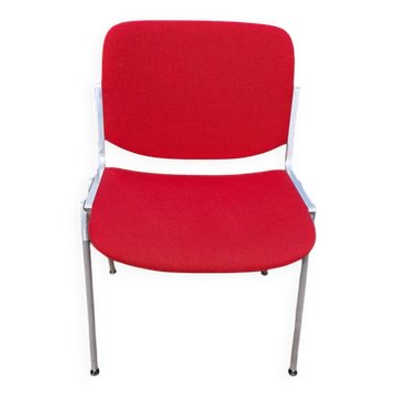 Stackable chair by Giancarlo Piretti for Castelli