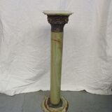 Sellette alabaster column and gold metal