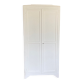 Armoire parisienne repeinte