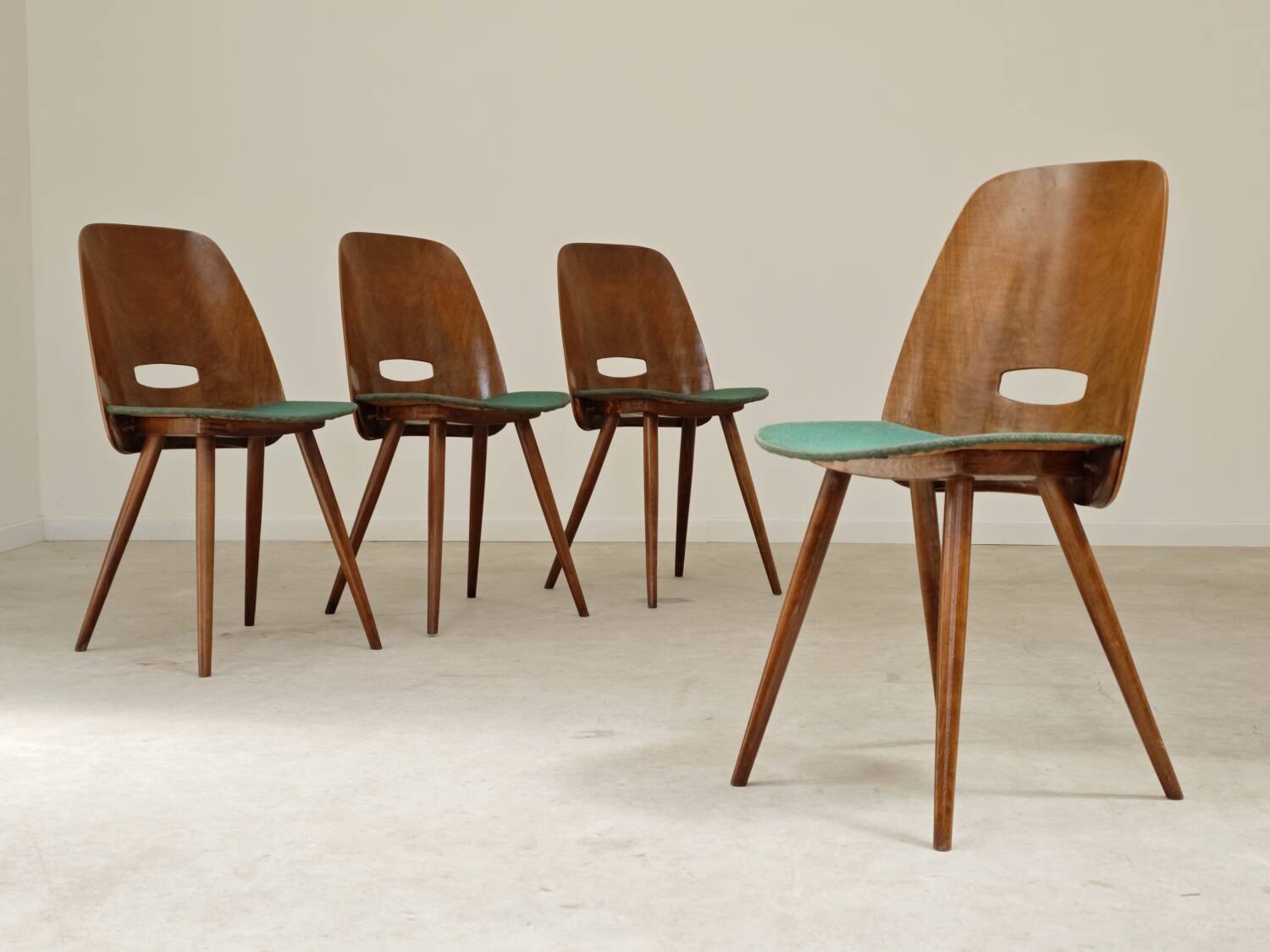 Set of 4 Lollipop chairs by Frantisek Jirak for Tatra 1960