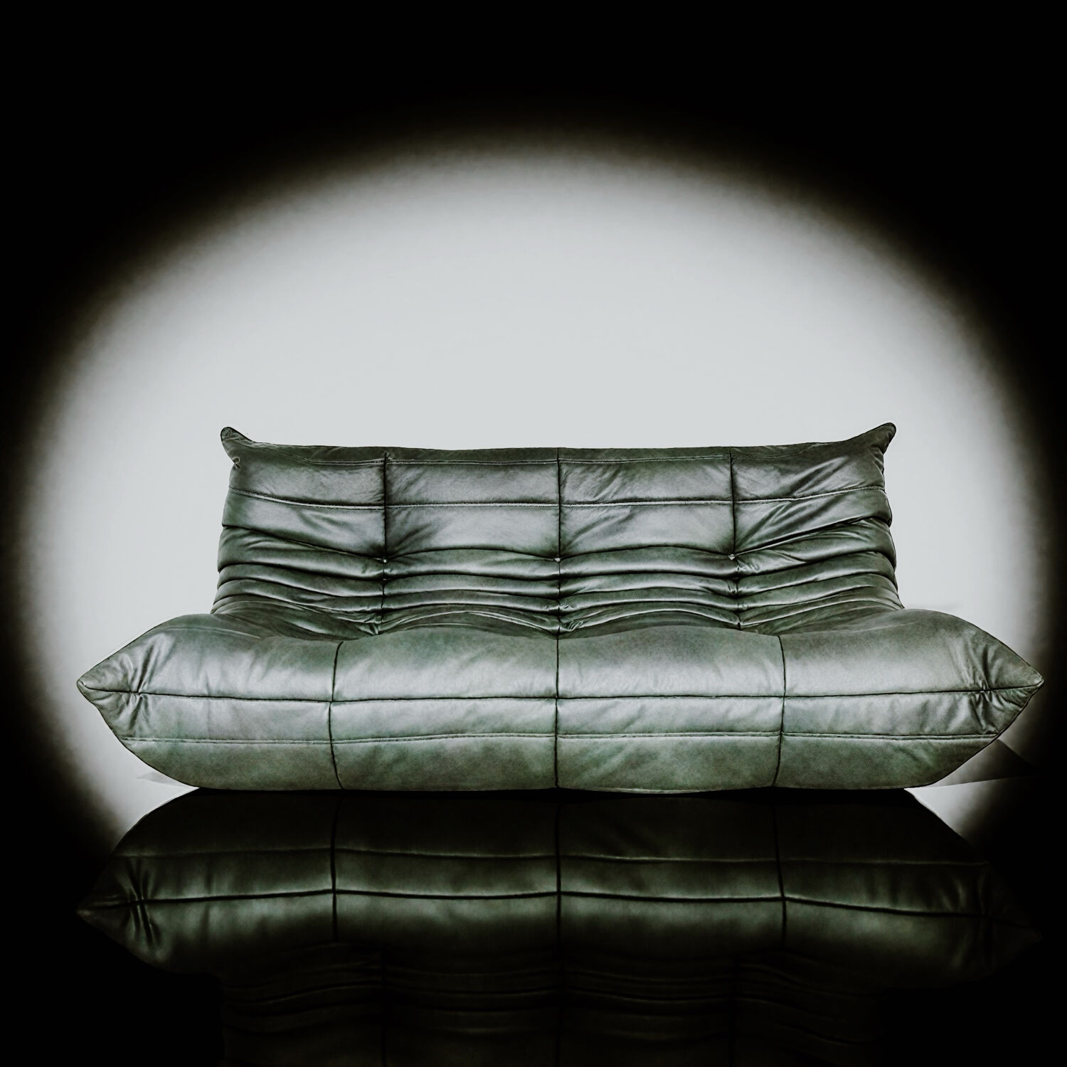 Three-seater leather canapé togo – Ligne Roset - circa 1990