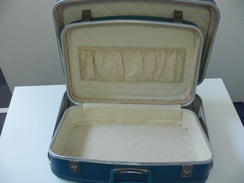 Set  de 3 valises vintage bleues gigognes