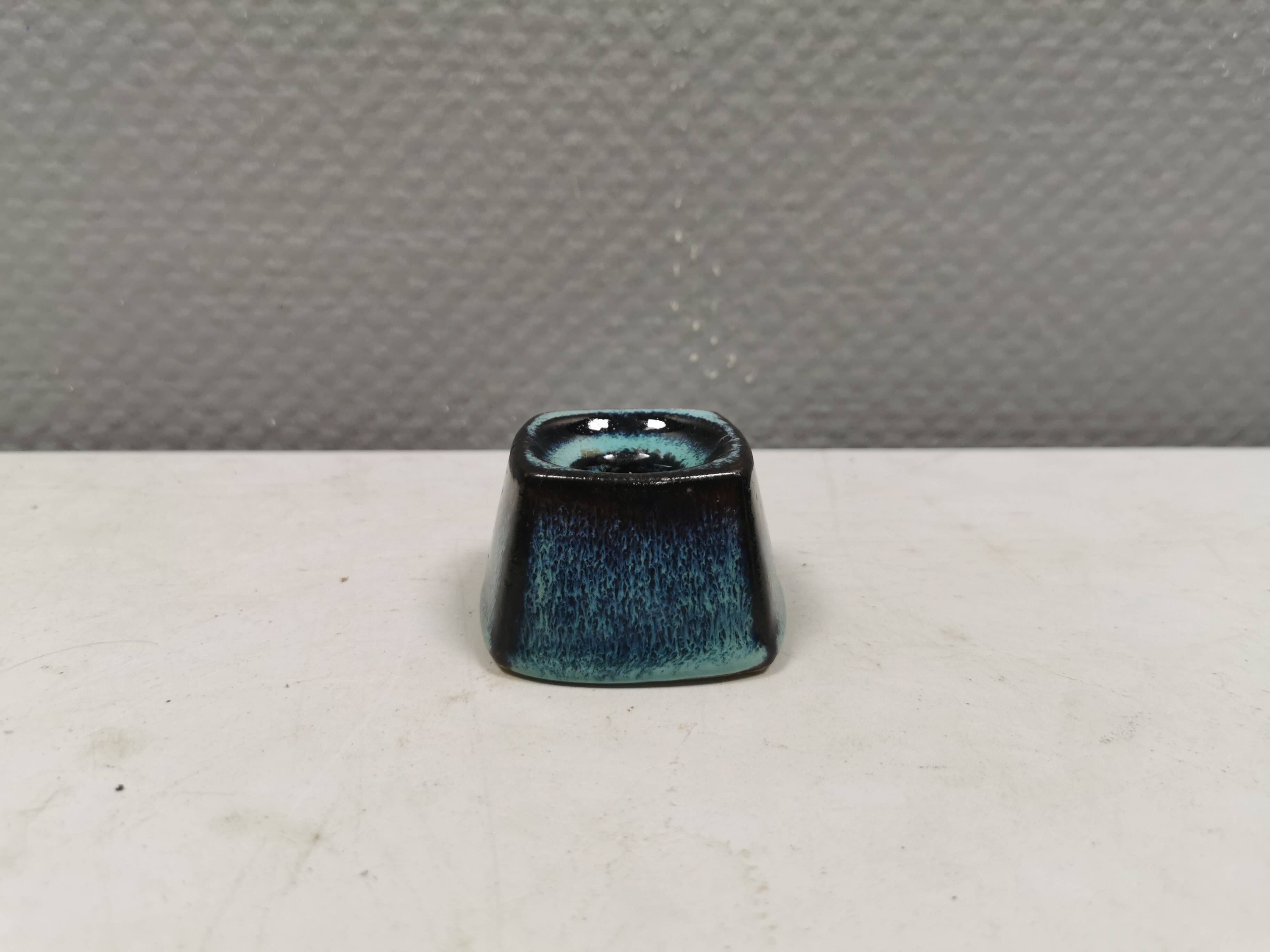 Small delicious candle holder from Danish Stogo ceramics 1980s