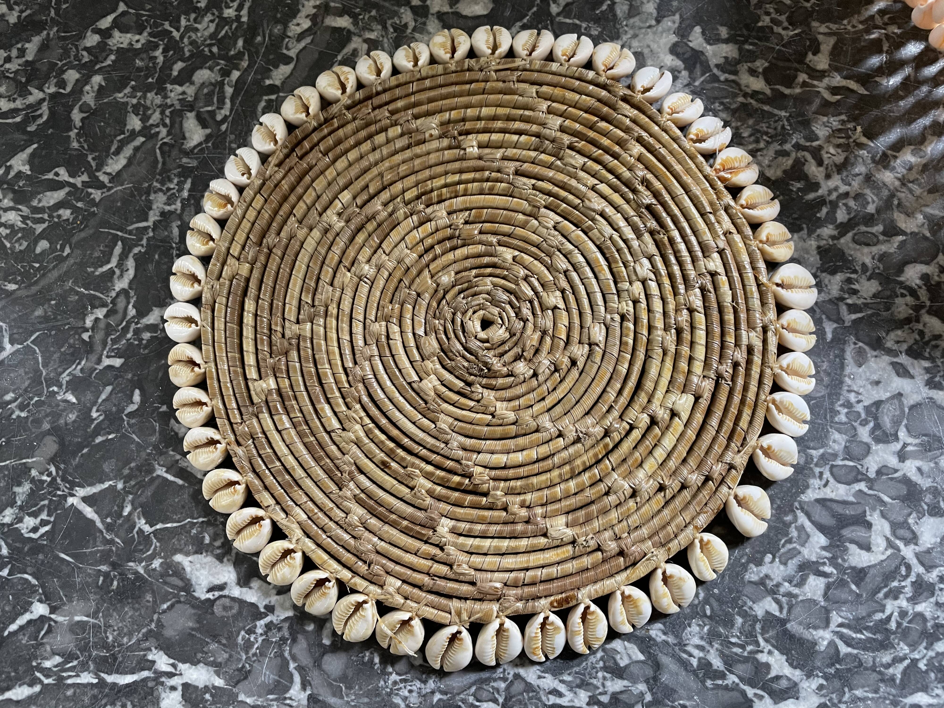 Table mat vintage seashell