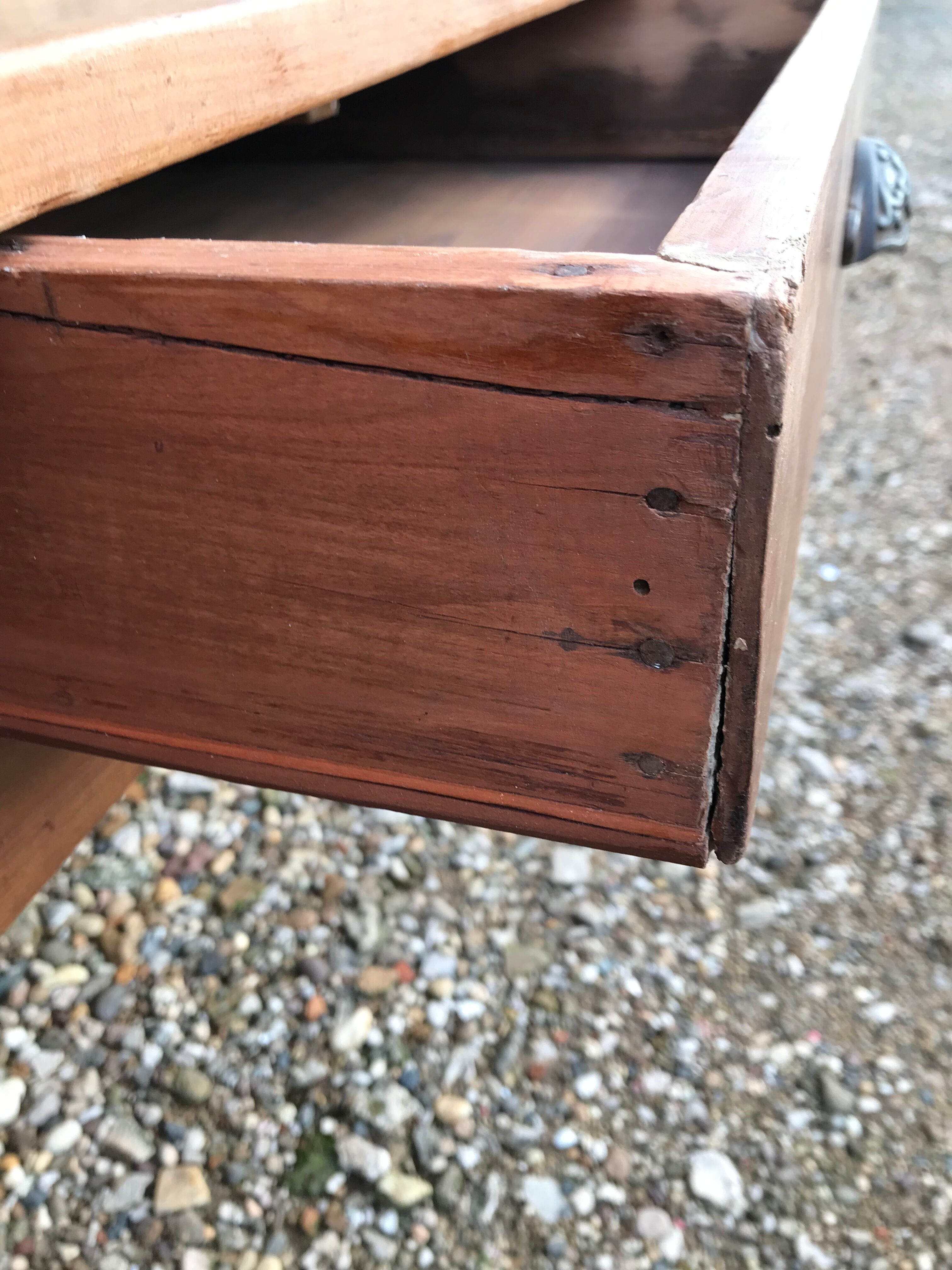 Former 19th century farm in poirier table