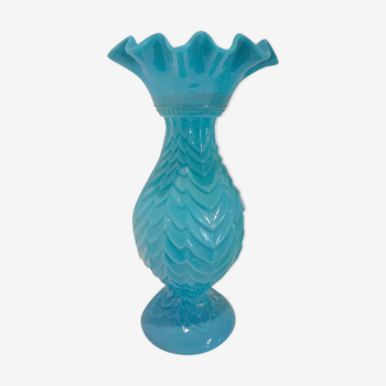 Vase opaline bleue