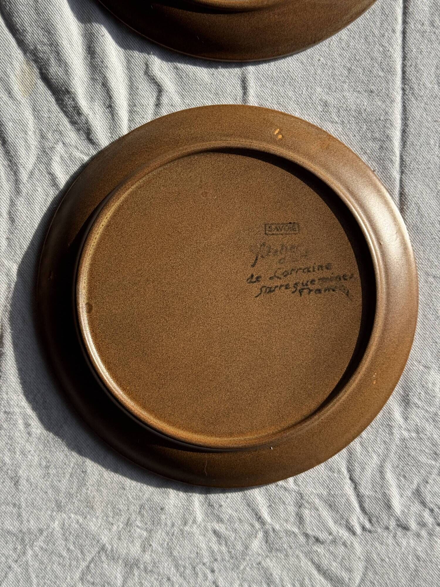 Lot de 4 assiettes à dessert brunes Sarreguemines Modèle Savoie D19.5