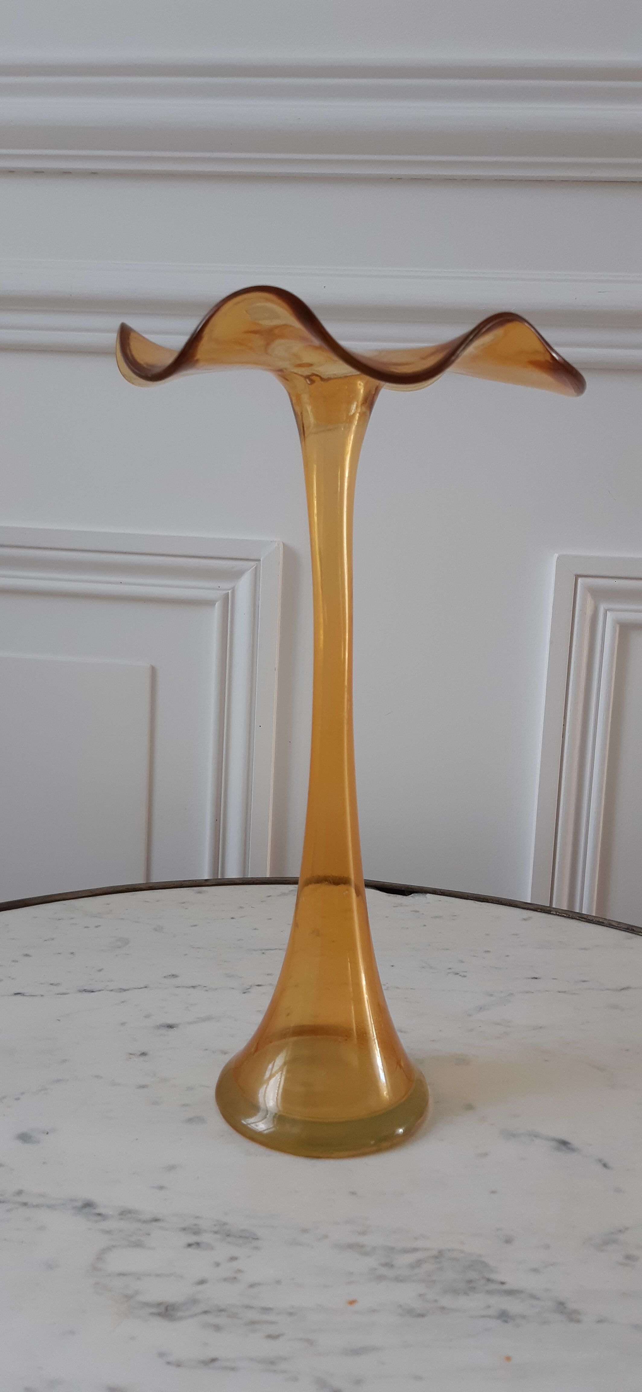 Blown glass vase soliflore corolla years 60-70