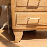 Commode vintage en chêne et poignées dorées