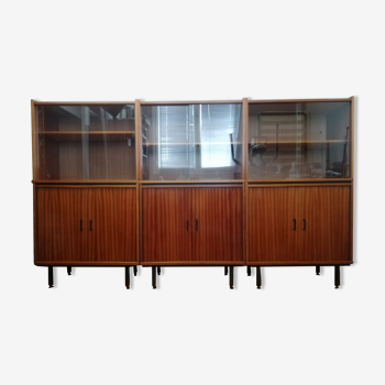 Modernist modular showcase libraries