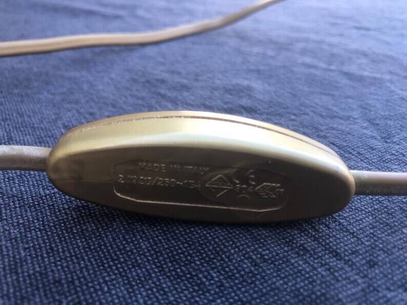 French Louis XV Style Table Lamp: Cream Hexagon Shade, Gold Trim