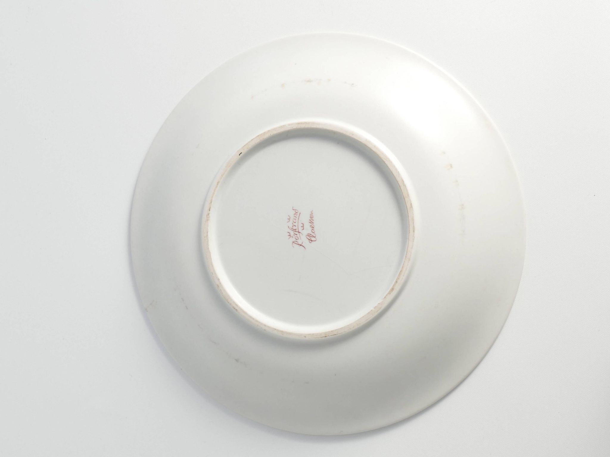 Folk Art Dish with Red Floral Motif by Ilse Claesson for Rörstrand, Sweden 1930