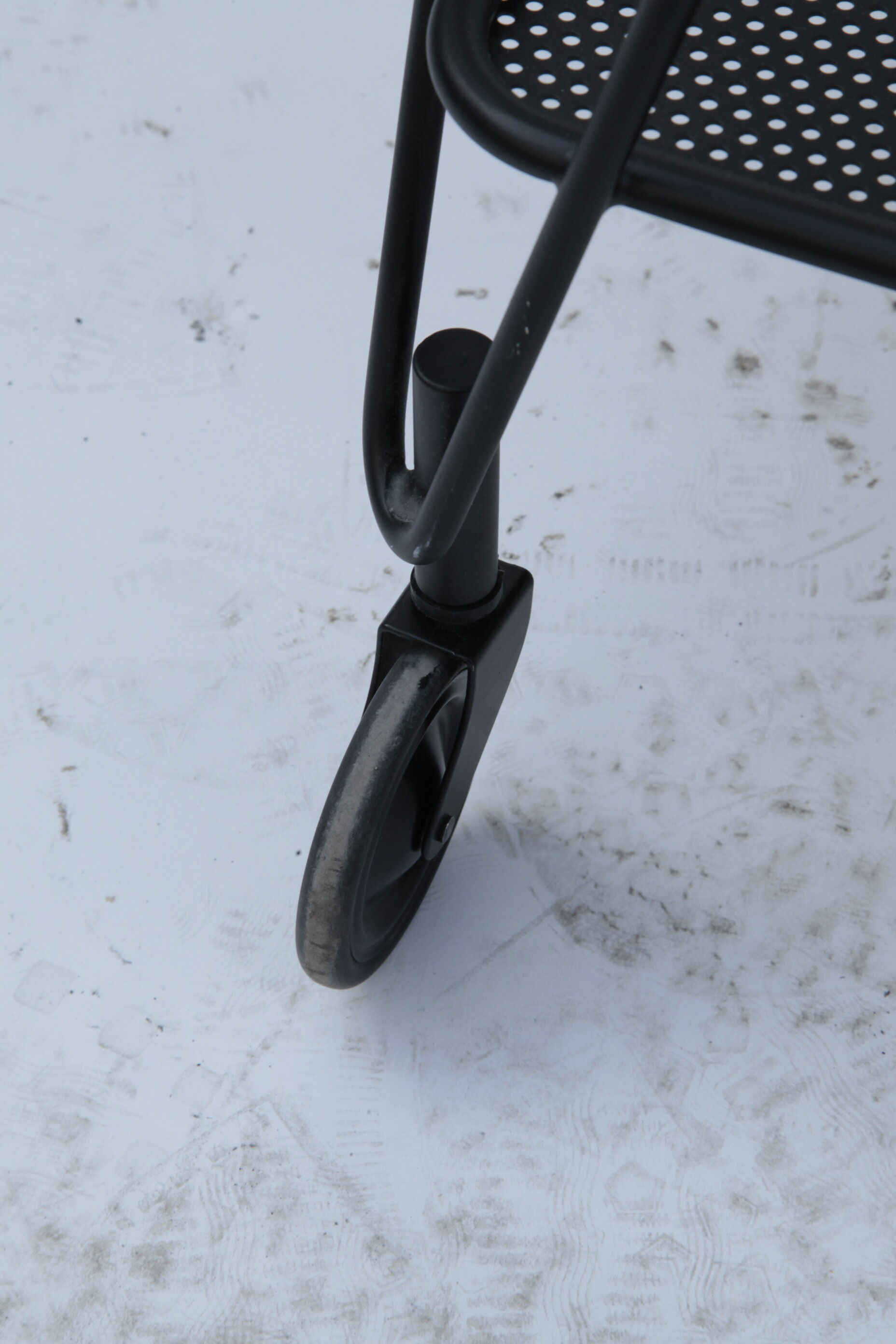 Perforated metal rolling table