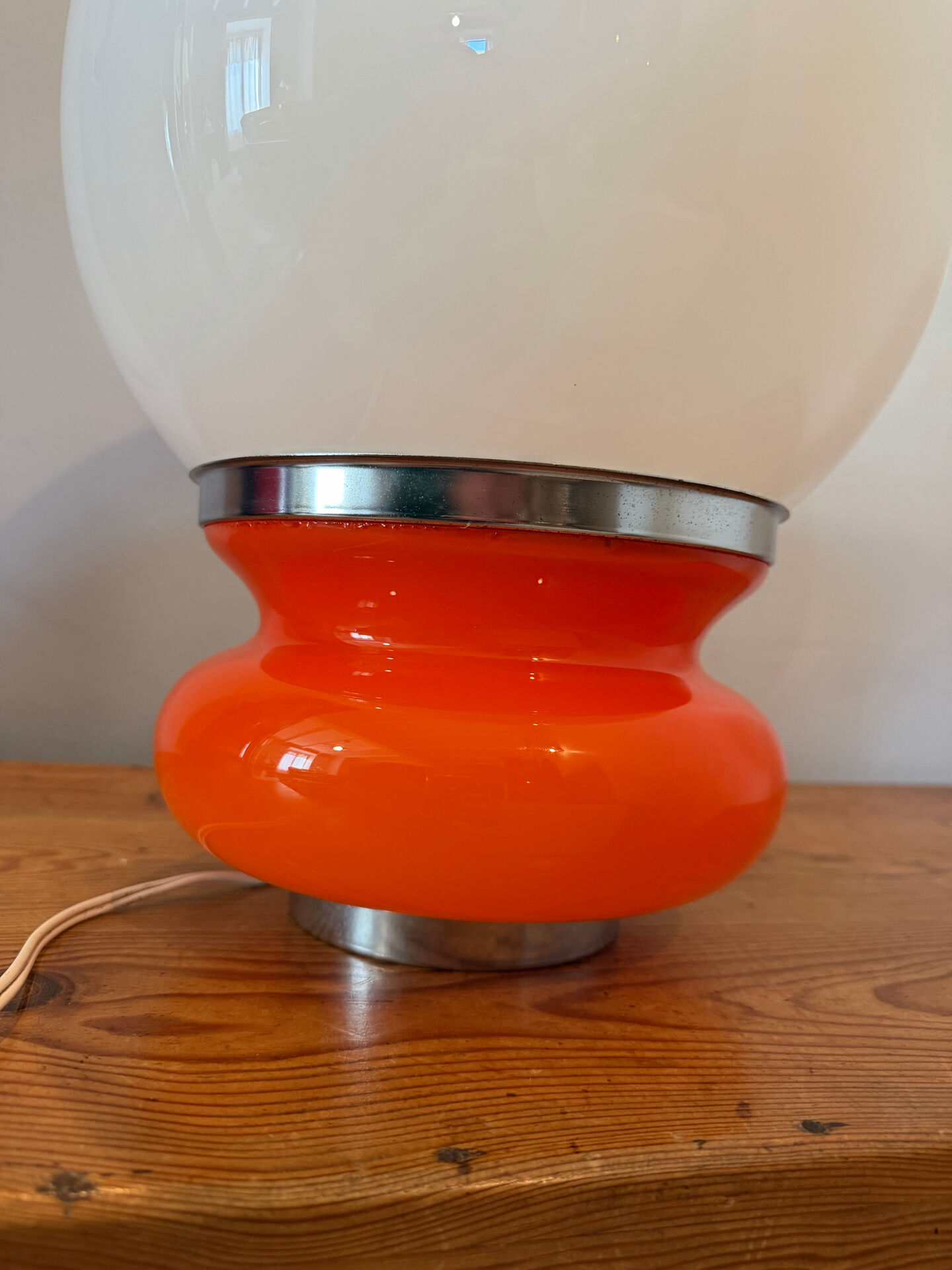 Space age design table lamp in Murano glass by Carlo Nason