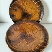 6 antique fish barbotine plates – Saint-Clément