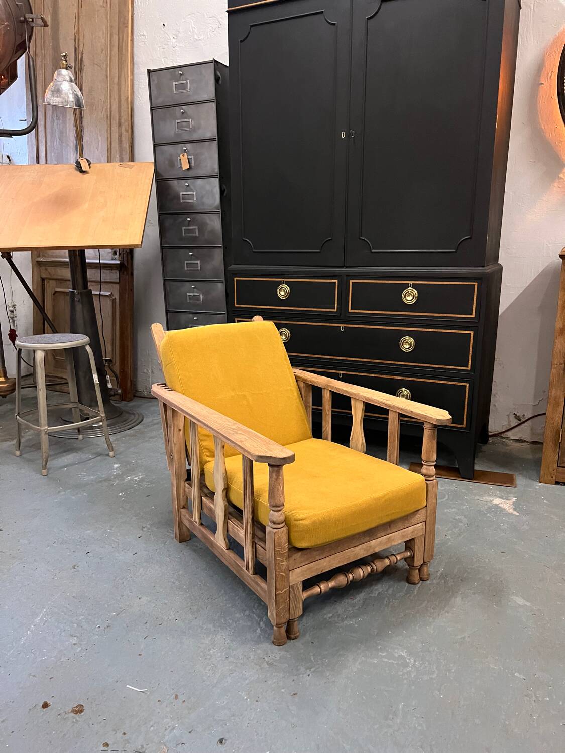 Morris armchair early 20th century