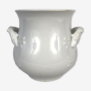 Large white porcelain pot cover with two handles nineteenth century
