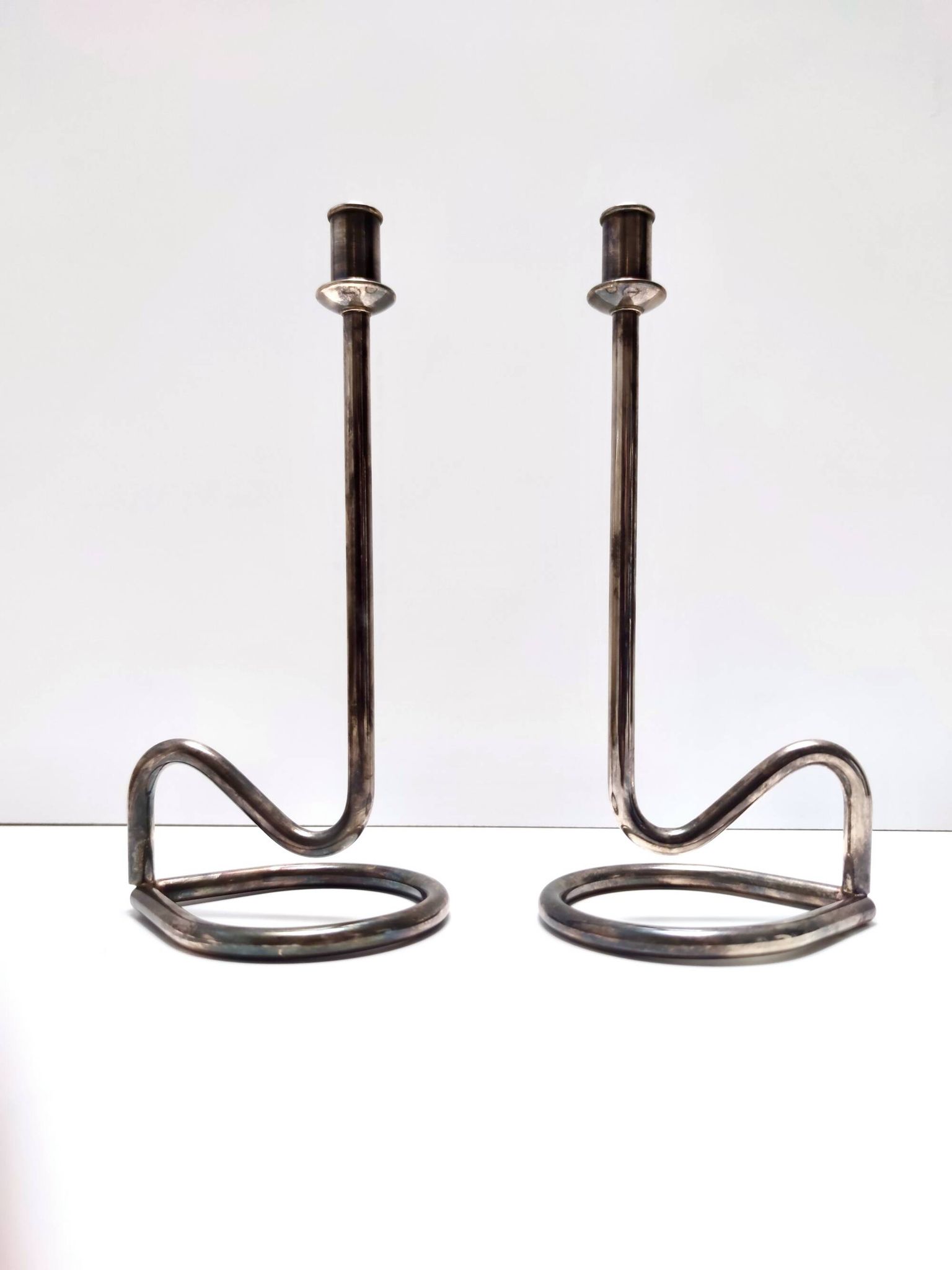 Minimalist Pair of Silver Plated Metal Candleholders in the Style of Sabattini