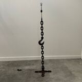 Brutalist cast iron & marine chain links floor lamp, France 1960s.