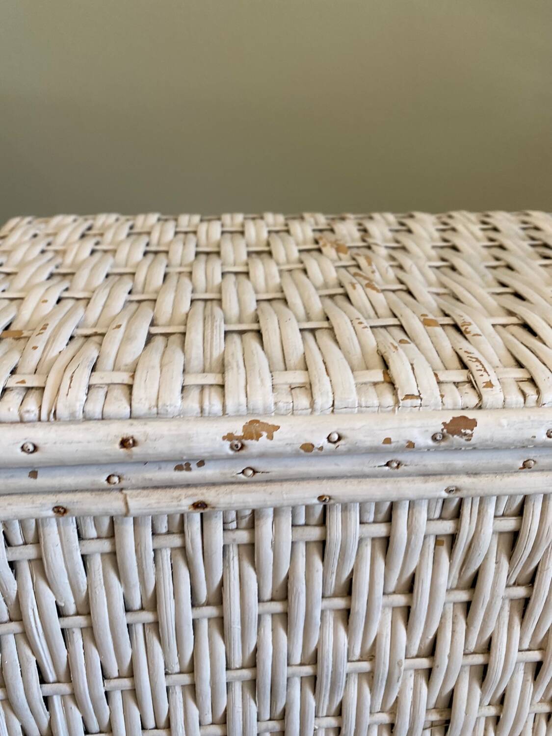 Woven rattan basket