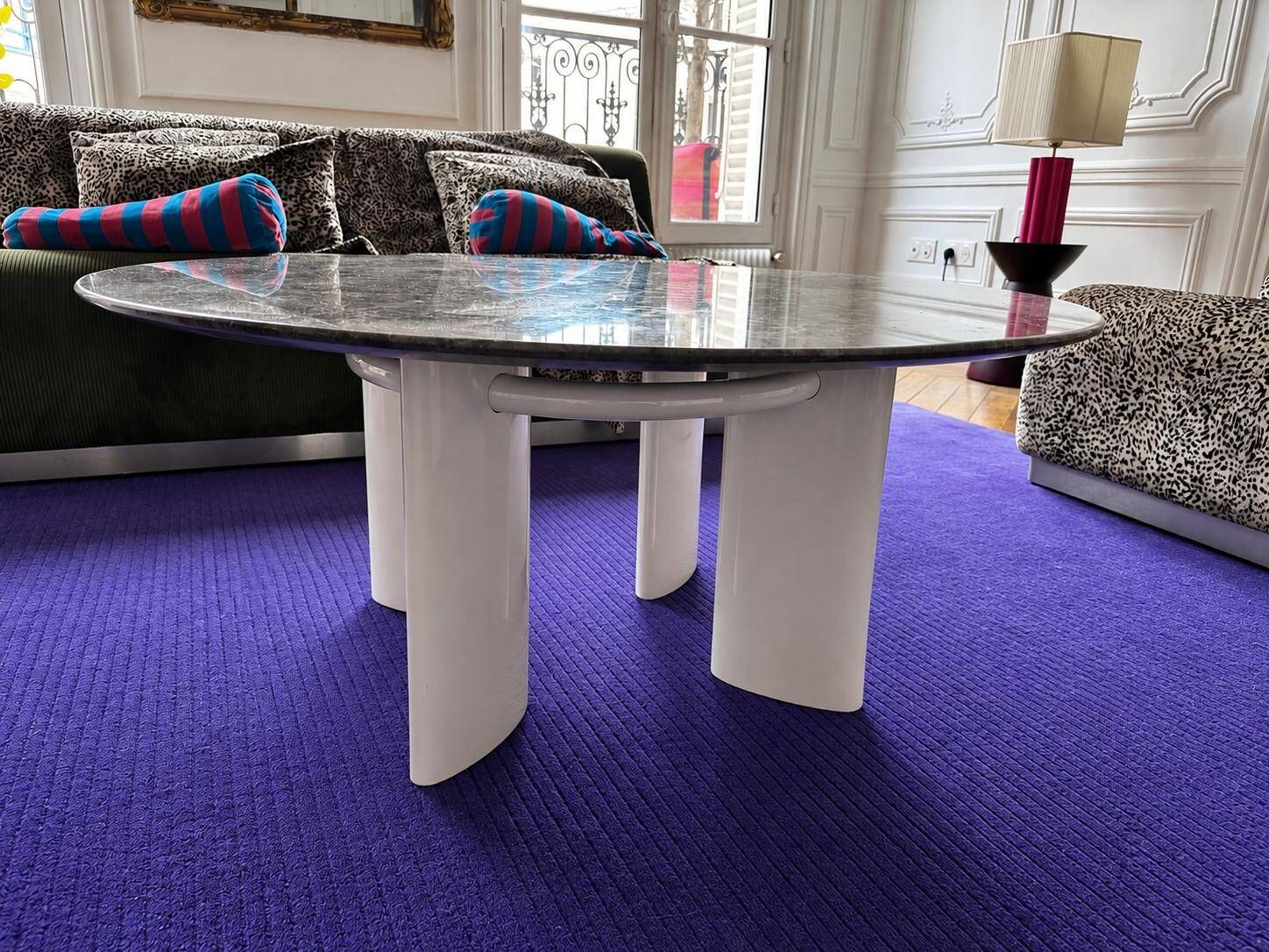 Coffee table The Socialite Family – Grey marble – Sculptural design