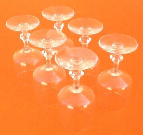 6 verres à pied à liqueur  verre transparent  années 1970
