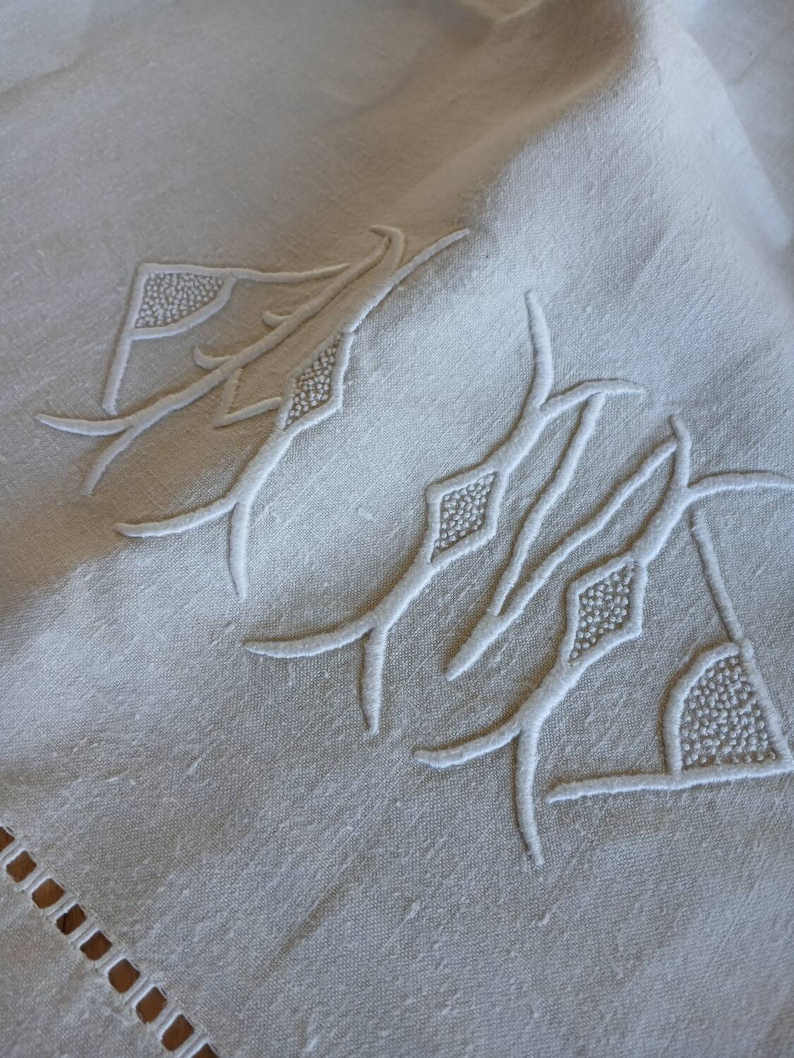 Antique flat sheet and 2 pillowcases set