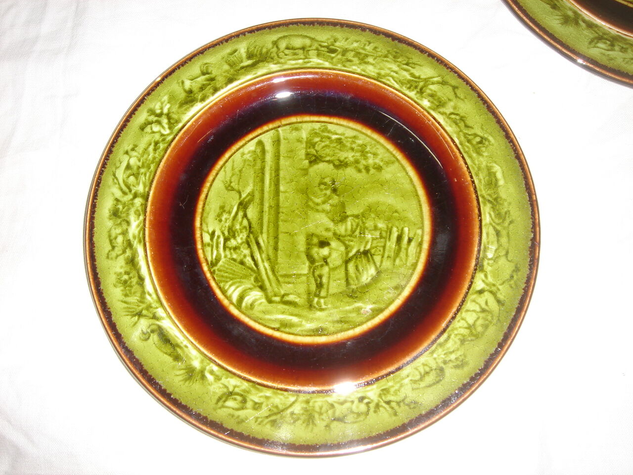 6 plates enamelled earthenware choisy Le Roi HB & CIE