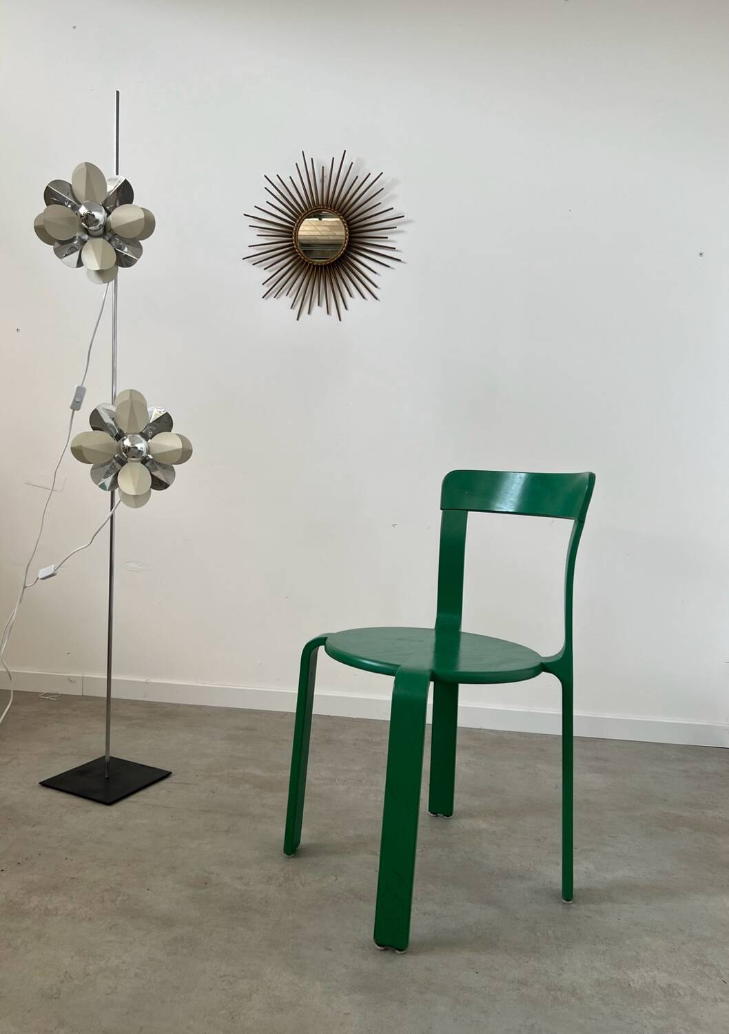 2-light flower floor lamp in French design metal from the 70s vintage