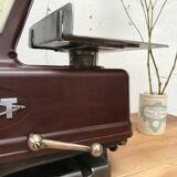 Testut kitchen scale in bakelite