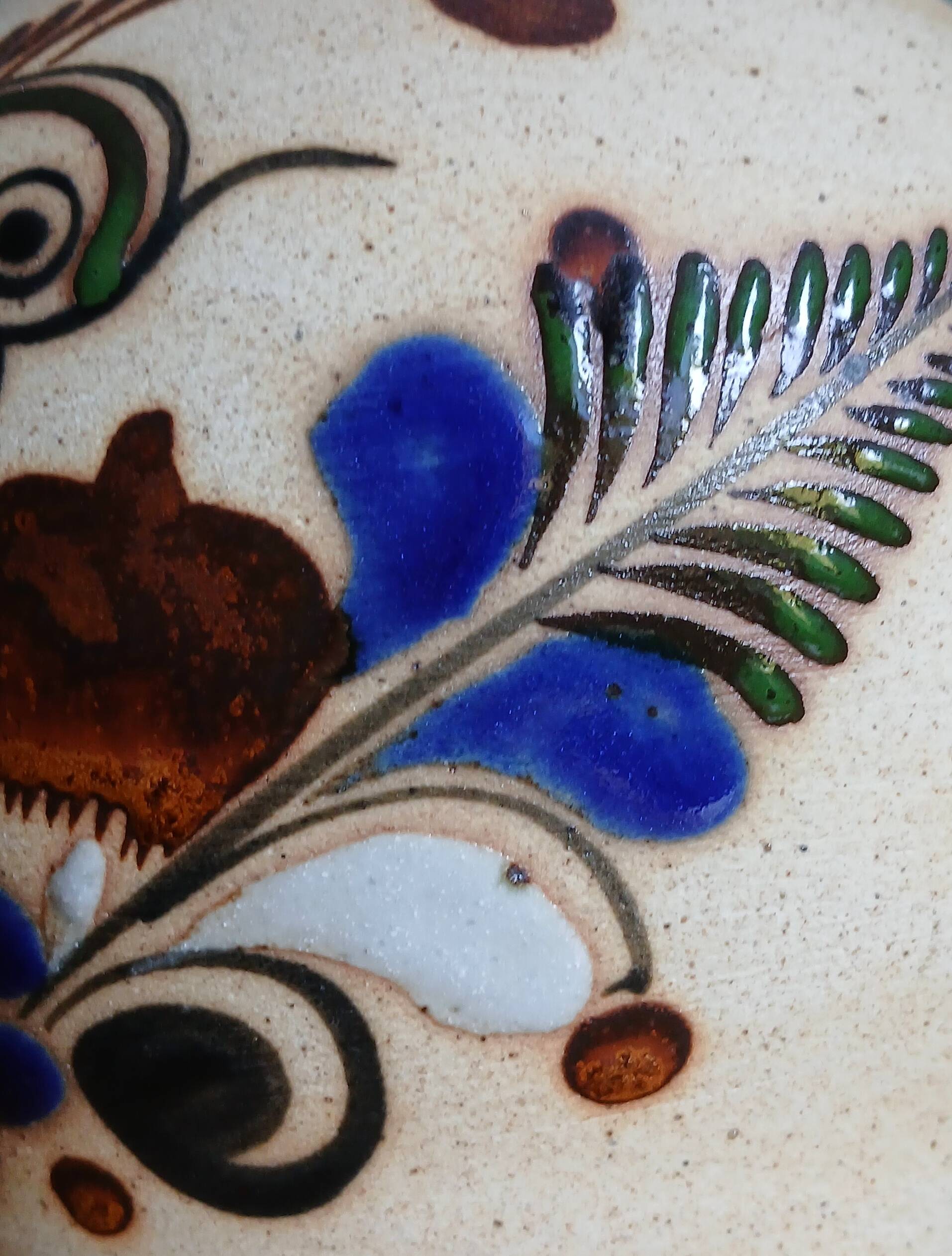 Stoneware vase, traditional pottery from Tonalá, Mexico.