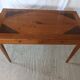 Bureau style Louis XVI en bois exotique