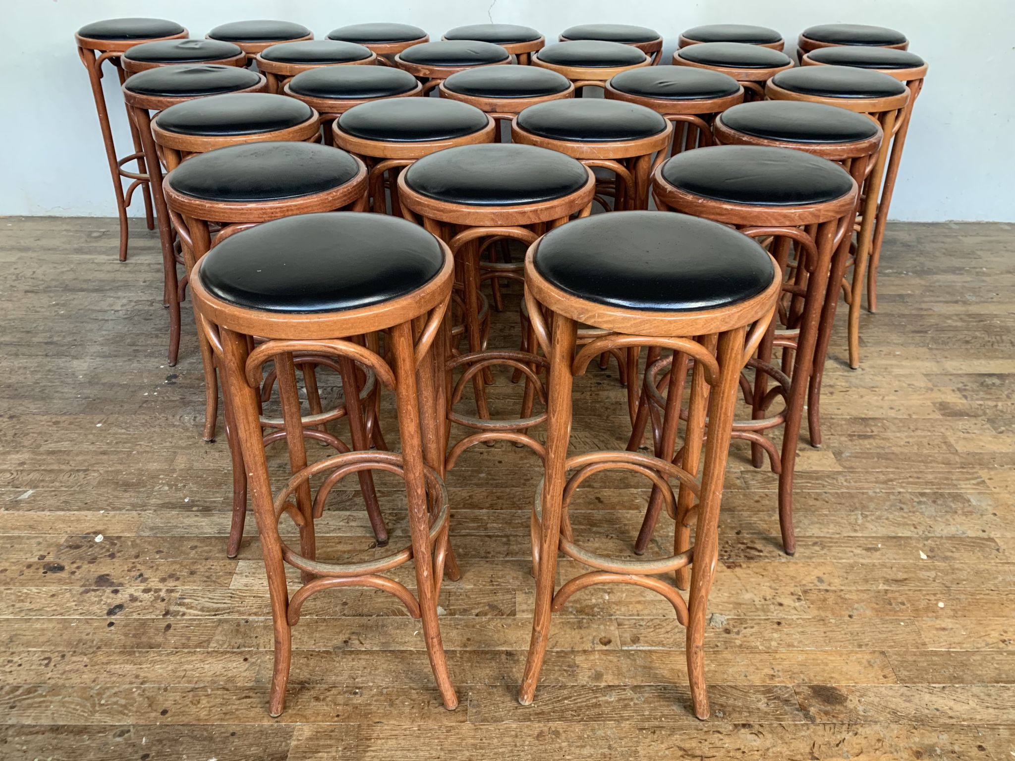 Series of 16 curved wooden bar stools dlg Thonet Baumann Fischel