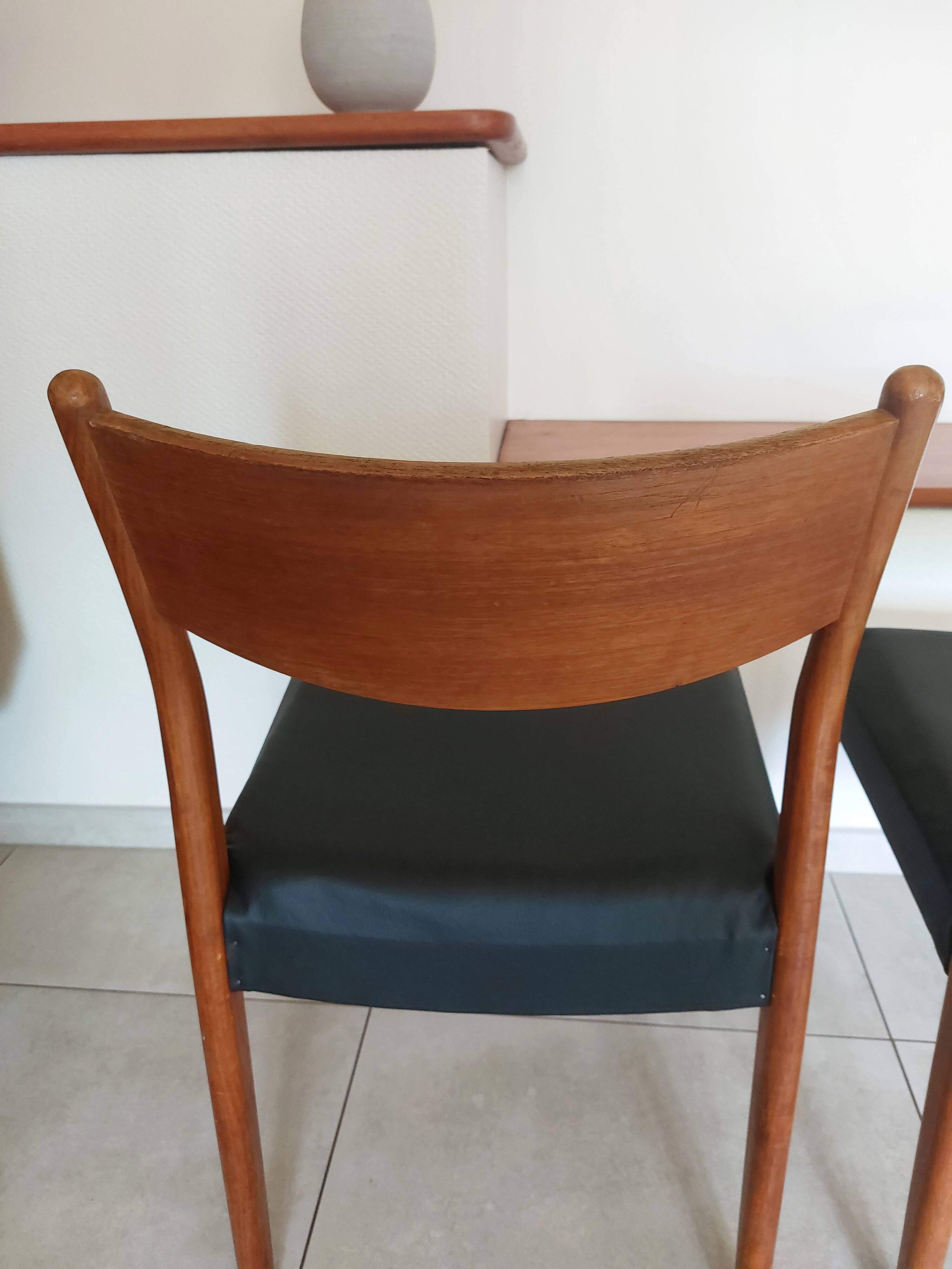 paire de chaises scandinaves style Fristho Franeker, assises rénovées