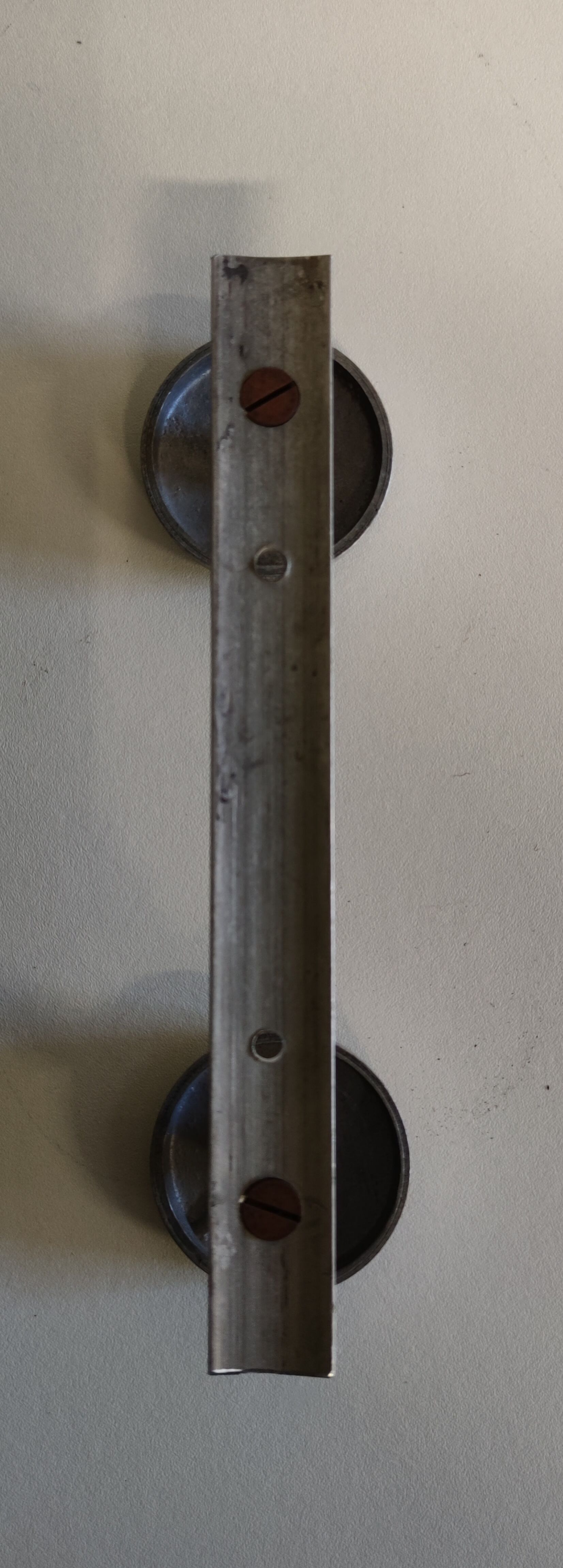 Double metal hook