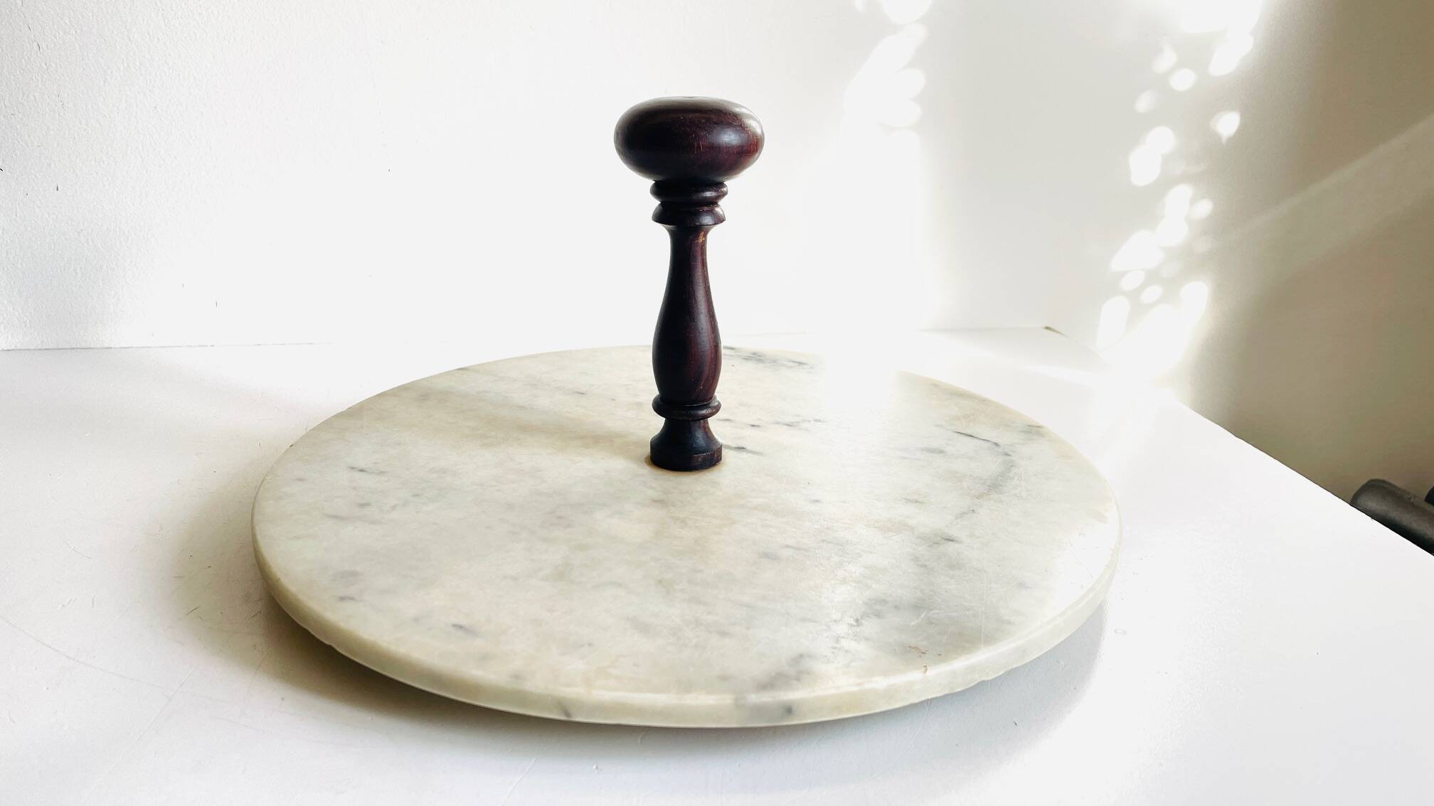 Plateau à fromage marbre et bois vintage