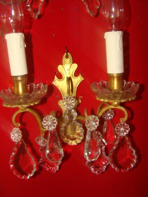 Pair of bronze and crystal wall lights with 2 arms of light