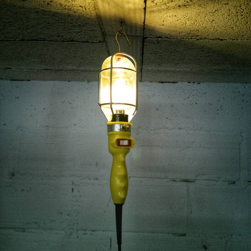 Workshop portable lamp