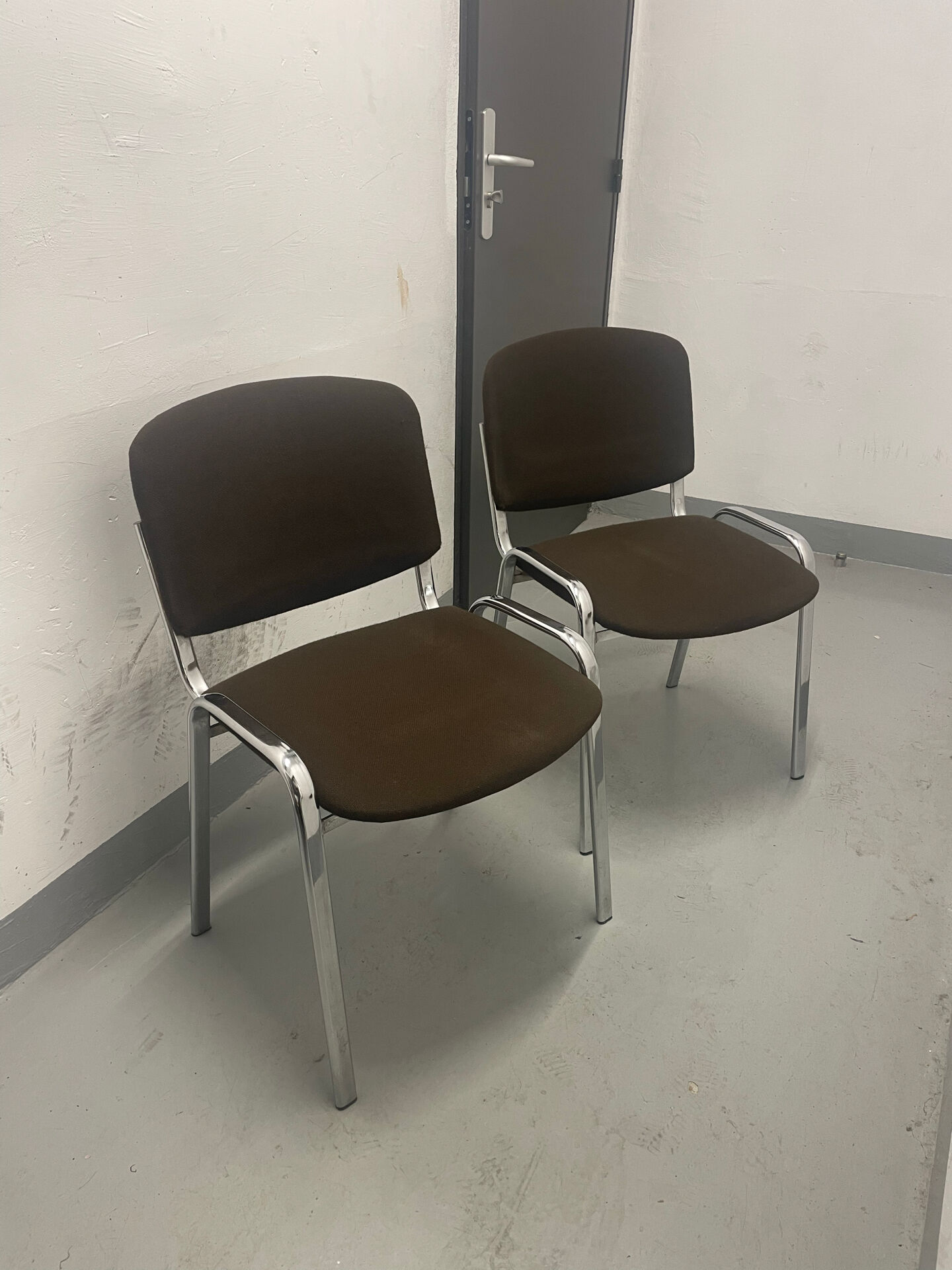 Lot 2 chaises de bureau vintage