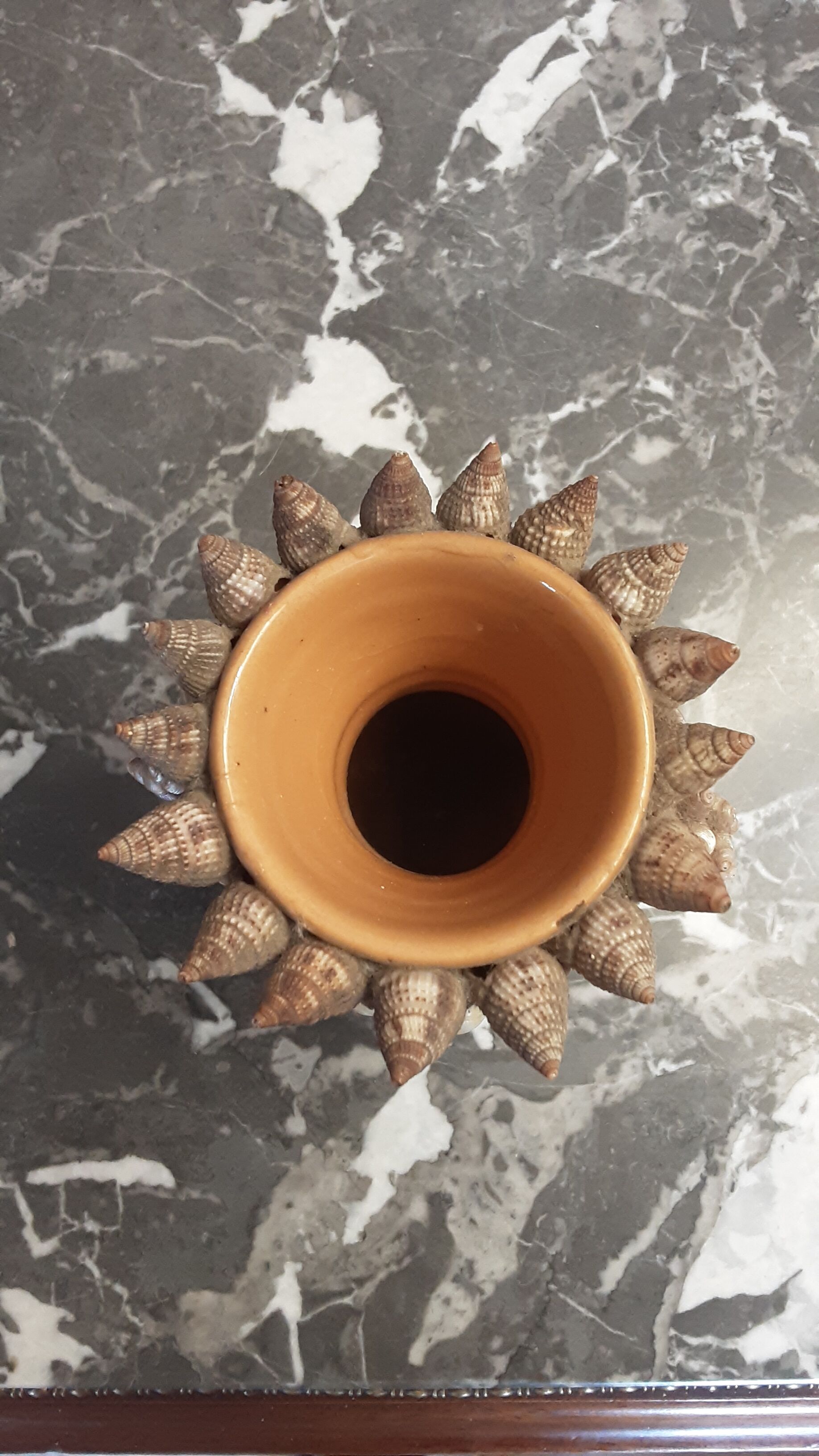 Vase terracotta shells - year 70