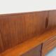 Enfilade mi-haute scandinave vintage Ib Kofod-Larsen pour Faarup en teck